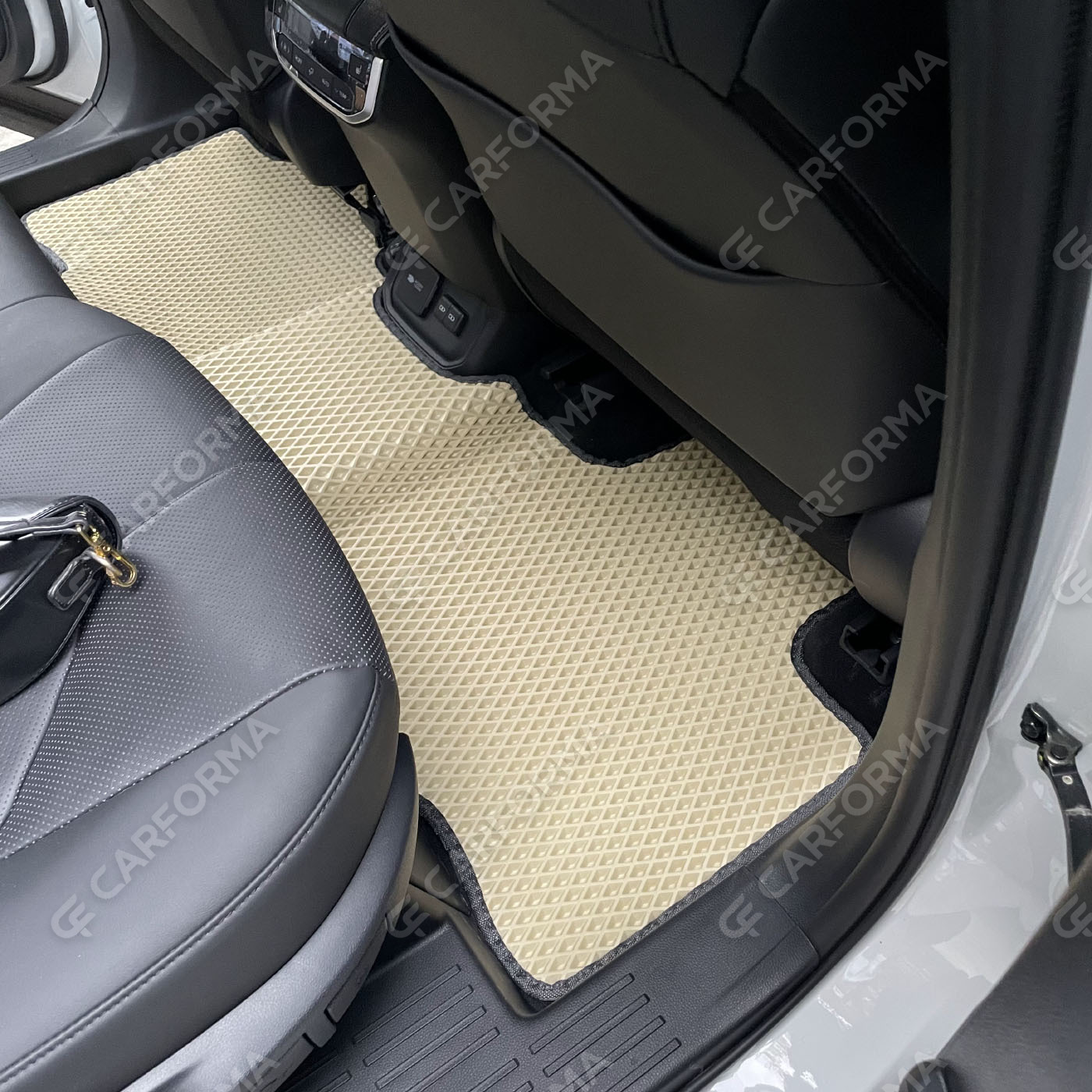 Ворсовые коврики на Toyota Crown Kluger 2021&nbsp;-&nbsp;2026 в Ижевске