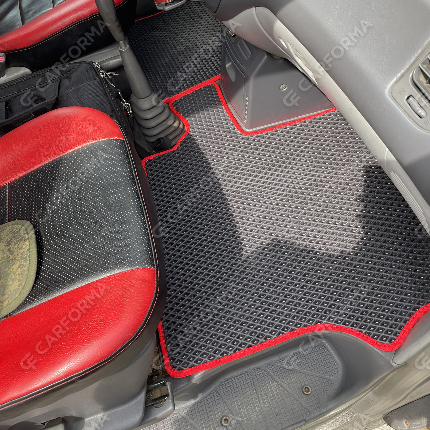 Ворсовые коврики на Mitsubishi Space Gear 1994&nbsp;-&nbsp;2007 в Ижевске