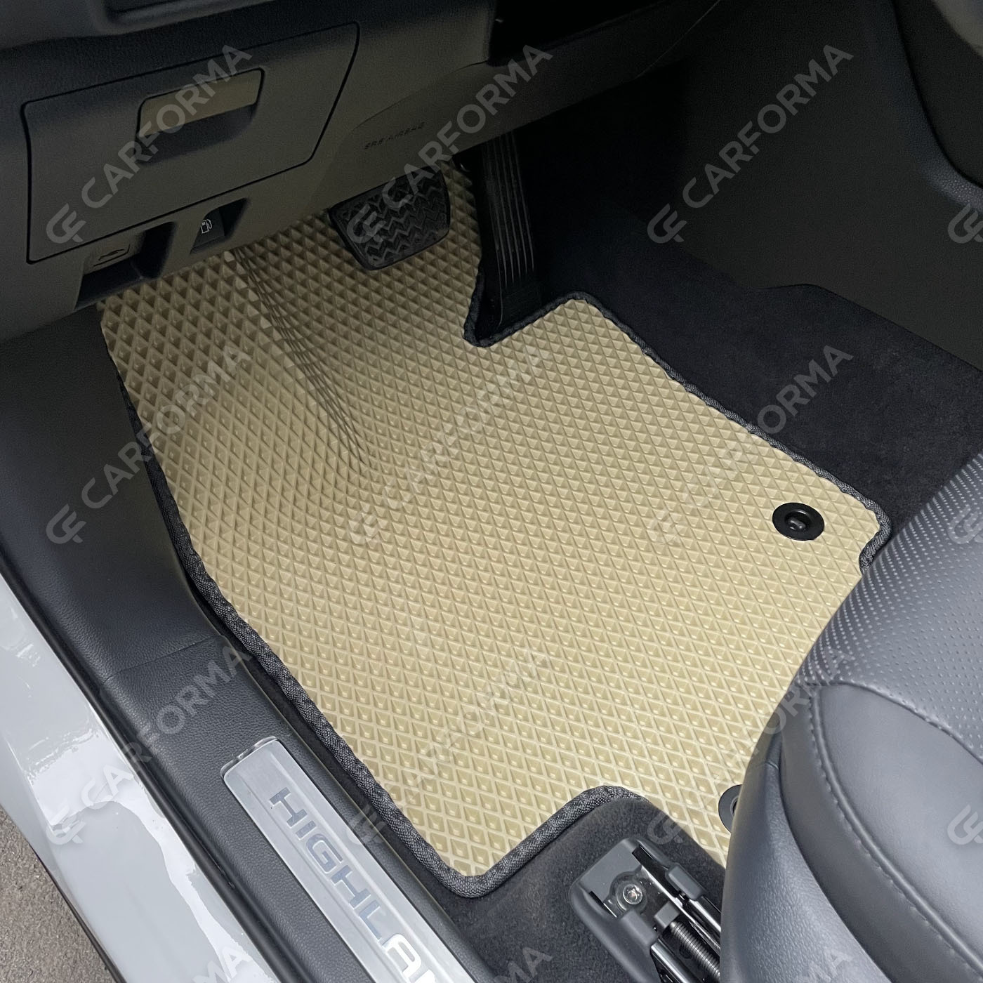 Ворсовые коврики на Toyota Crown Kluger 2021&nbsp;-&nbsp;2026 в Ижевске