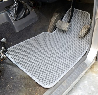 Коврики на Toyota Land Cruiser 70 2006 - 2025 в Ижевске