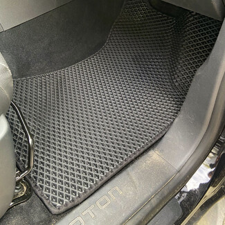 Ворсовые коврики на Foton Tunland G7 2019 - 2026 в Ижевске Ворсовые коврики на Foton Tunland G7 2019 - 2026 в Ижевске