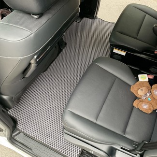 Коврики на Toyota Esquire (R80) 2014 - 2021 в Ижевске