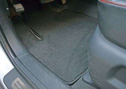 Ворсовые коврики на Hyundai Santa Fe II 2005 - 2012 в Ижевске