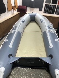 Коврики на Лодки Gladiator 380 НДНД  в Ижевске