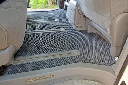 Ворсовые коврики на Toyota Alphard (H10) 2002 - 2008 в Ижевске