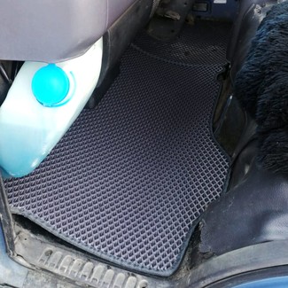 Коврики на Nissan Atlas (F23) 1992 - 2007 в Ижевске