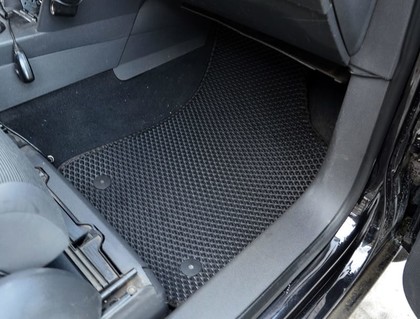 Коврики на Volkswagen Touran 2003 - 2015 в Ижевске