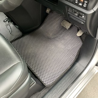 Коврики на Toyota Esquire (R80) 2014 - 2021 в Ижевске