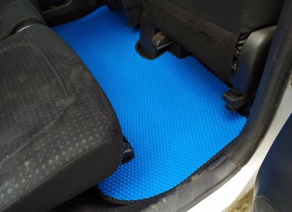 Коврики на Toyota Ractis I 2005 - 2010 в Ижевске