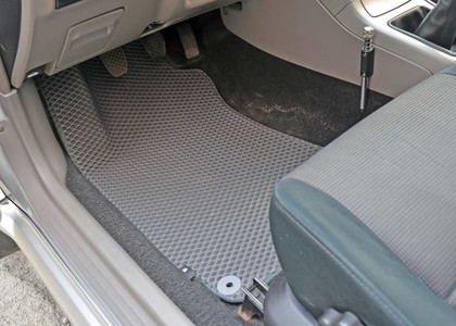 Коврики на Subaru Forester II 2002 - 2008 в Ижевске