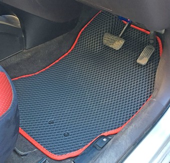 Коврики на Toyota iQ 2008 - 2016 в Ижевске