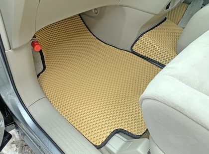 Коврики на Toyota Estima III 2006 - 2019 в Ижевске