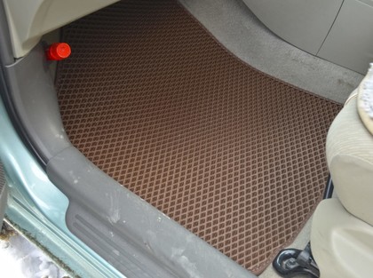 Коврики на Toyota Belta 2005 - 2012 в Ижевске