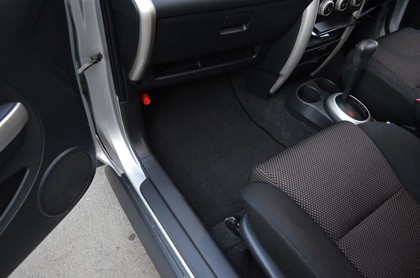 Коврики на Toyota Ist I 2002 - 2007 в Ижевске
