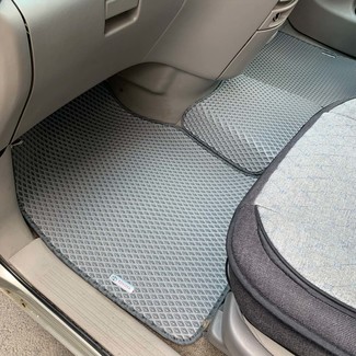 Коврики на Toyota Estima II 2000 - 2005 в Ижевске