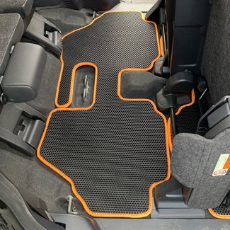 Коврики на Toyota Sienta II 2015 - 2022 в Ижевске