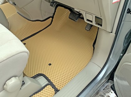 Коврики на Toyota Estima III 2006 - 2019 в Ижевске