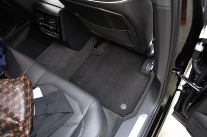 Коврики на Volkswagen Touareg III 2018 - 2025 в Ижевске