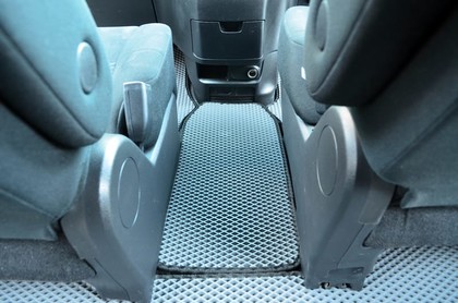 Коврики на Nissan Serena (C26) 2010 - 2016 в Ижевске
