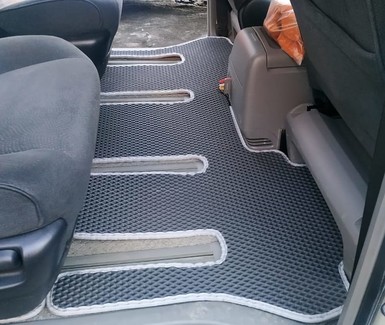 Ворсовые коврики на Toyota Alphard (H10) 2002 - 2008 в Ижевске