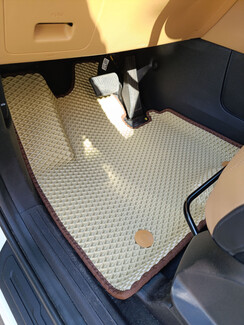 Ворсовые коврики на KIA Carnival IV 8 мест 2020 - 2026 в Ижевске Ворсовые коврики на KIA Carnival IV 8 мест 2020 - 2026 в Ижевске