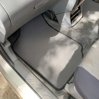 Коврики на Daihatsu YRV 2000 - 2005 в Ижевске