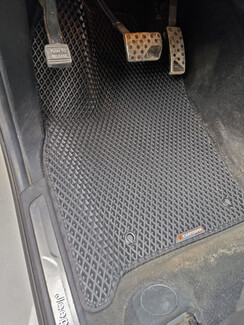 Коврики на Jeep Grand Cherokee (WK2) 2010&nbsp;-&nbsp;2022 в Ижевске