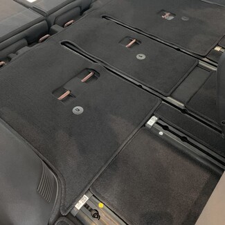 Ворсовые коврики на KIA Carnival IV 8 мест 2020 - 2026 в Ижевске Ворсовые коврики на KIA Carnival IV 8 мест 2020 - 2026 в Ижевске