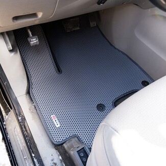 Ворсовые коврики на KIA Carnival III 9 мест и 11 мест 2014 - 2021 в Ижевске Ворсовые коврики на KIA Carnival III 9 мест и 11 мест 2014 - 2021 в Ижевске