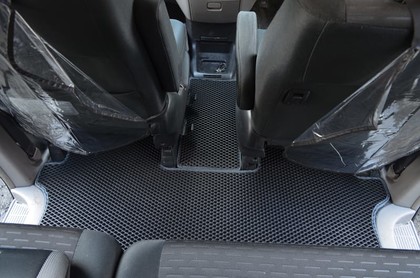 Ворсовые коврики на Toyota Noah (R60) 2001 - 2007 в Ижевске
