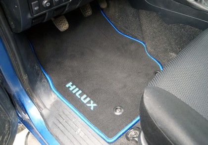 Коврики на Toyota Hilux VII 2008 - 2015 в Ижевске