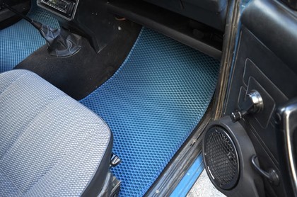 Коврики на Lada (ВАЗ) 2101, 2102, 2103, 2104, 2105, 2106, 2107 1970 - 2012 в Ижевске