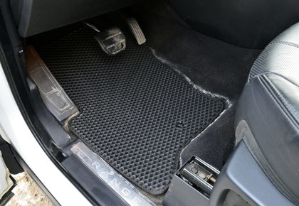 Коврики на Land Rover Range Rover Sport I 2005 - 2013 в Ижевске