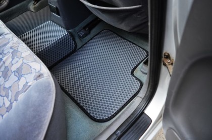 EVA коврики на Toyota Avensis I 1997 - 2002 в Ижевске