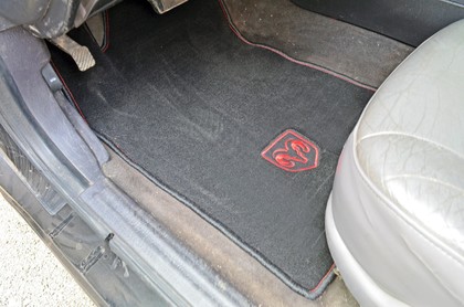 Коврики на Dodge Intrepid II 1997 - 2004 в Ижевске