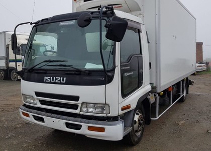 Коврики на Isuzu Forward IV узкая кабина 1994 - 2009 в Ижевске