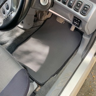 Коврики на Daihatsu YRV 2000 - 2005 в Ижевске