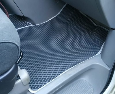 Ворсовые коврики на Toyota Alphard (H10) 2002 - 2008 в Ижевске