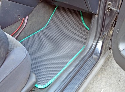 EVA коврики на Toyota Avensis I 1997 - 2002 в Ижевске