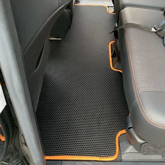 Коврики на Toyota Sienta II 2015 - 2022 в Ижевске