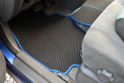 Коврики на Mazda MPV II 1999 - 2006 в Ижевске