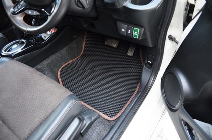 Коврики на Honda Fit Shuttle 2011 - 2015 в Ижевске