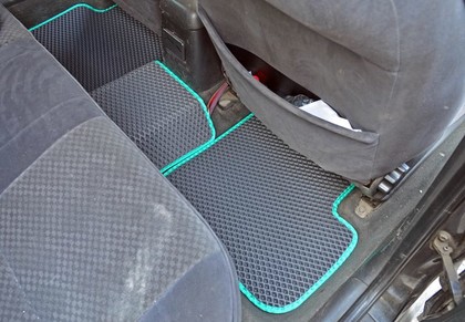 EVA коврики на Toyota Avensis I 1997 - 2002 в Ижевске