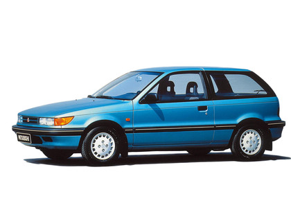 Коврики на Mitsubishi Colt III 1988 - 1992 в Ижевске