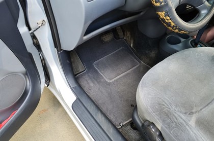 Коврики на Toyota Yaris I 1999 - 2005 в Ижевске