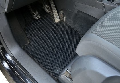Коврики на Volkswagen Touran 2003 - 2015 в Ижевске