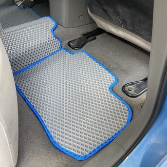 Коврики на Nissan Leaf (ZE0) 2009 - 2012 в Ижевске