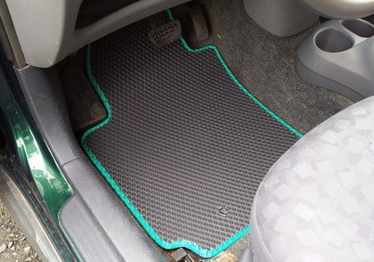 Коврики на Toyota Echo 1999 - 2006 в Ижевске