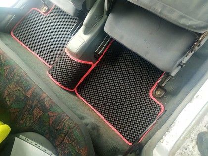 Коврики на Nissan Micra (K11) 1992 - 2003 в Ижевске