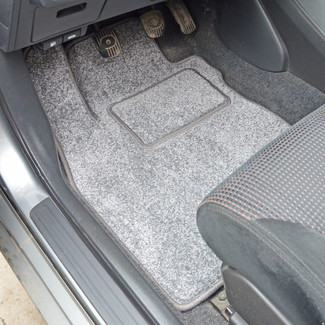 Коврики на Nissan Tiida (C11) 2004 - 2014 в Ижевске